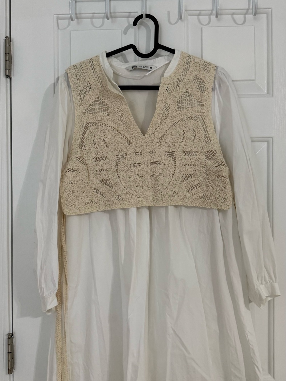 Zara Cream Crochet V-Neck Knit Vest